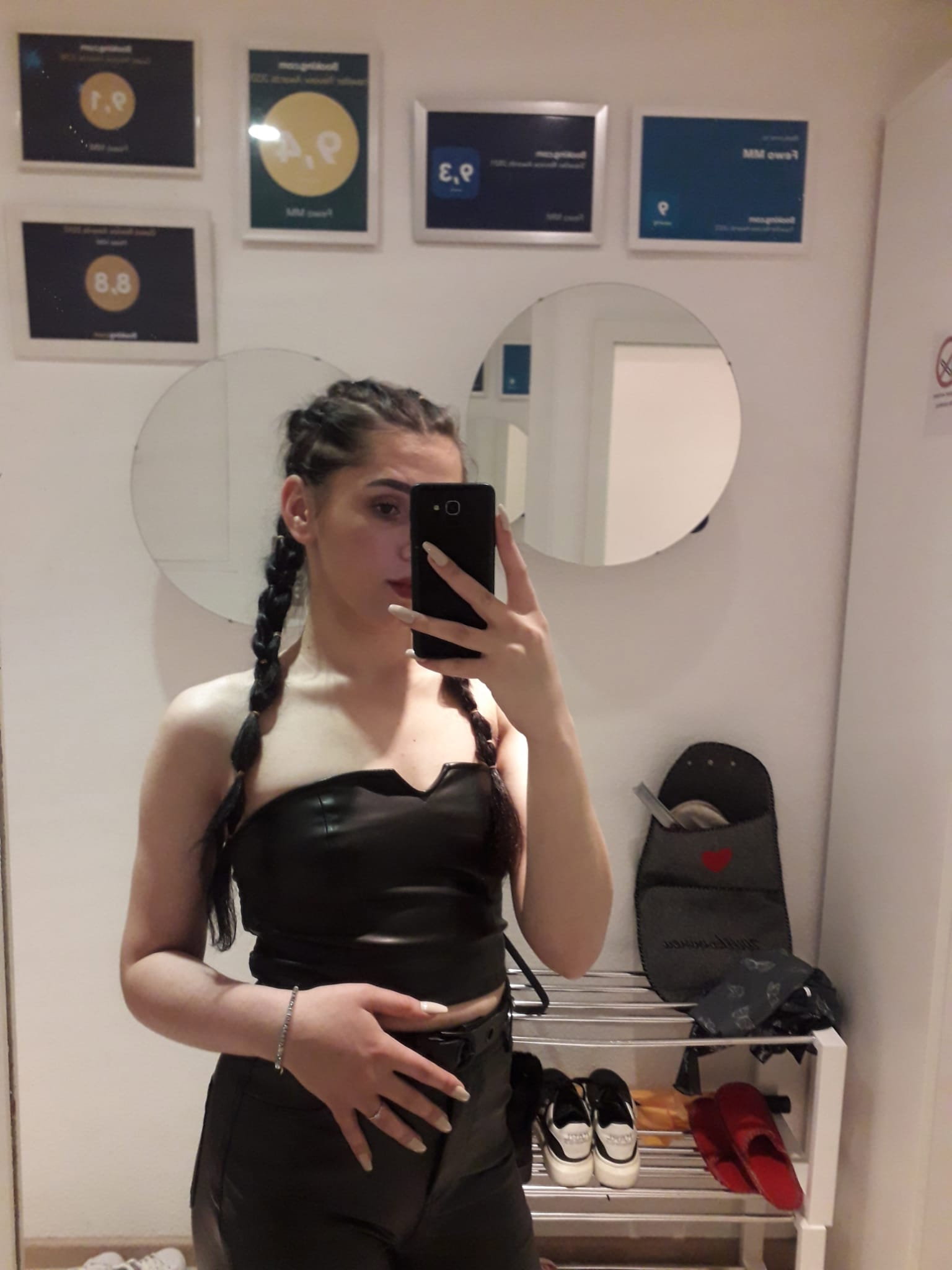 Julia Hot And Sexy - photo 2