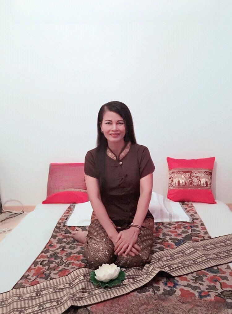Am Rheinfall Hong Thai Massage Relaxing Body And Foots Massage Kein Sex - photo 3