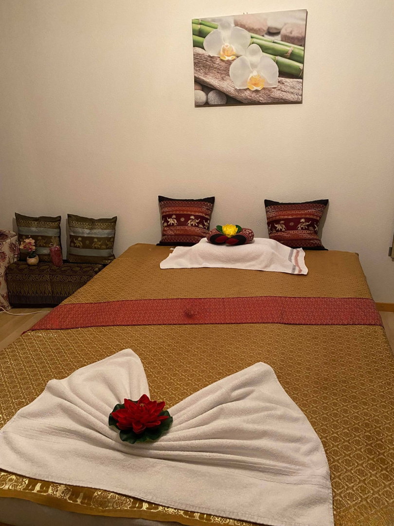 Am Rheinfall Hong Thai Massage Relaxing Body And Foots Massage Kein Sex - photo 2