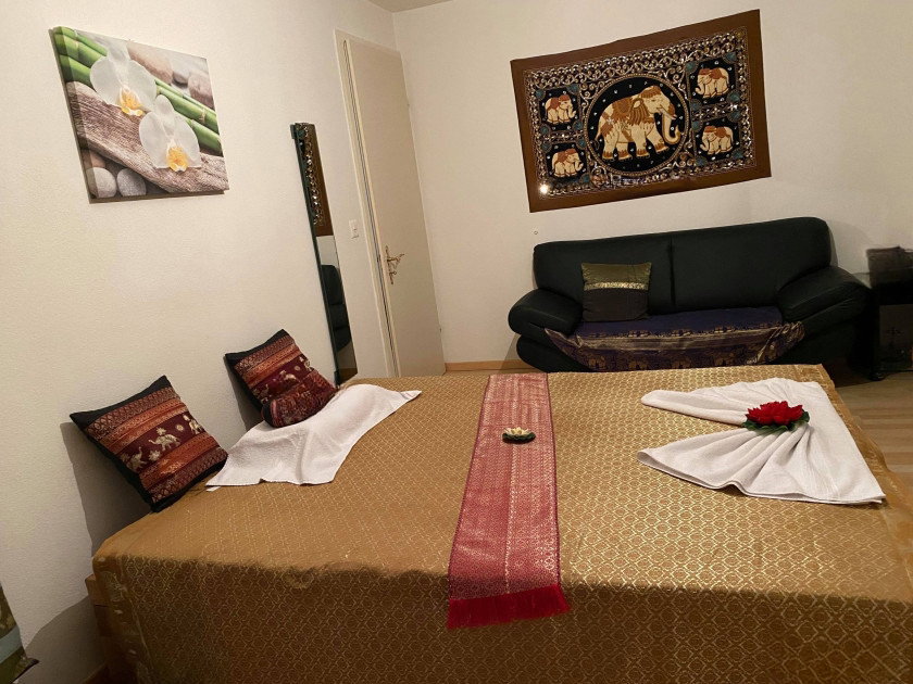 Am Rheinfall Hong Thai Massage Relaxing Body And Foots Massage Kein Sex - photo 5