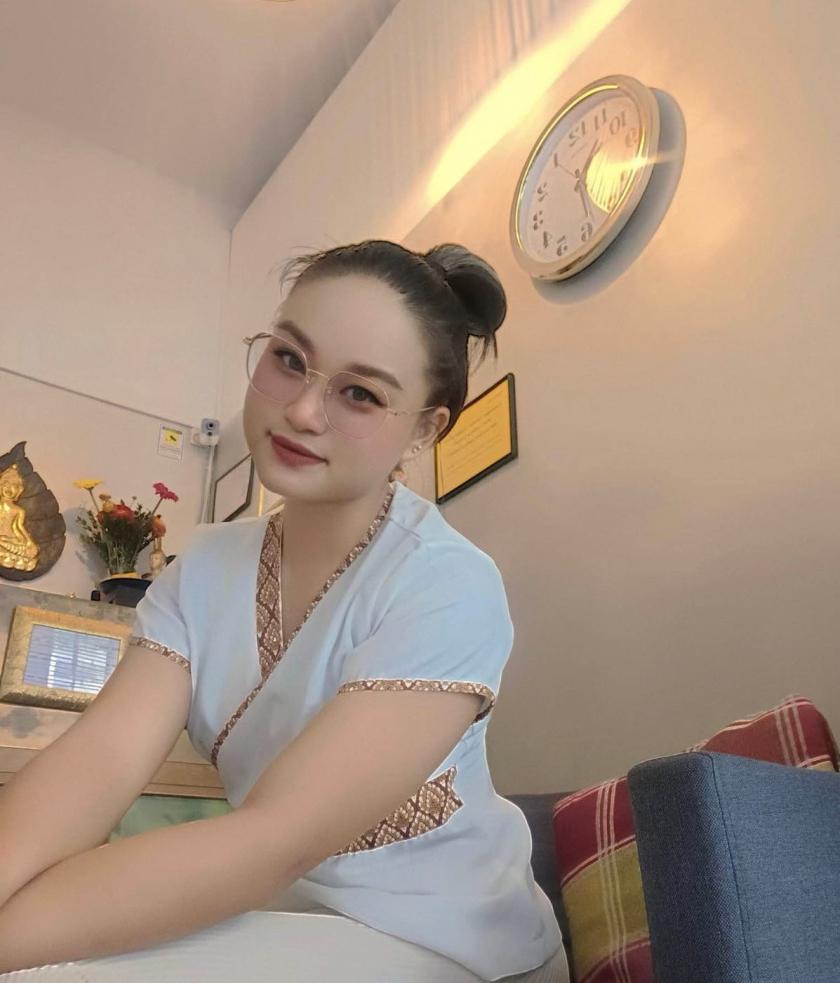 Neu Lilly Mit Kolleginnen In Wettingen Top Thai Massagen - photo 2