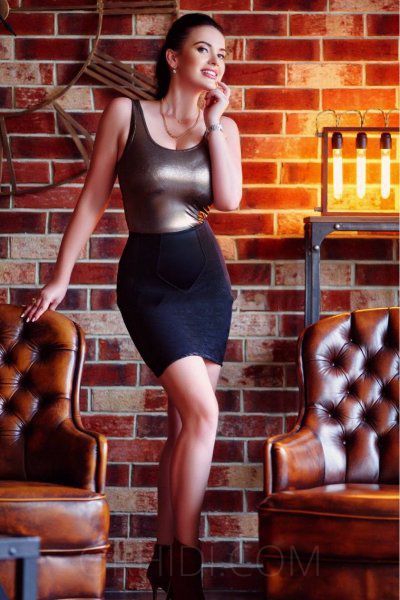 Celia - photo 9