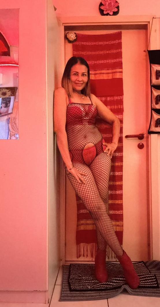 Wunderschoene Thai Frau Will Heisse Zeit Mit Dir Im Kuehlen Soutterain - foto 7