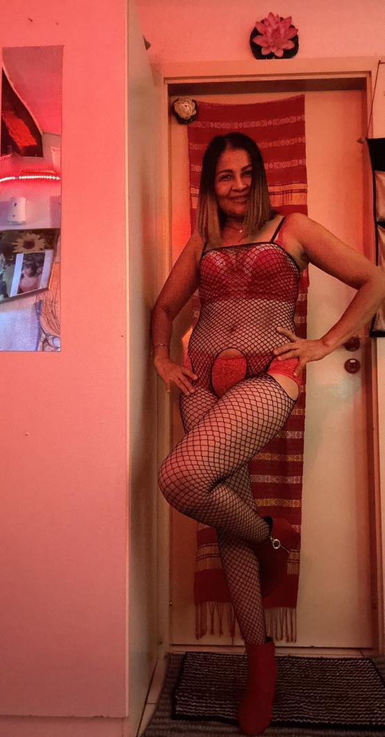 Wunderschoene Thai Frau Will Heisse Zeit Mit Dir Im Kuehlen Soutterain - foto 5