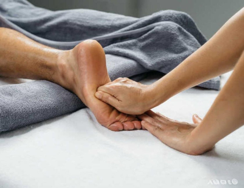 Asia Jung Huebsch Masseur In Samedan Privat Diskret Kommen Mit Auf Termin - foto 1