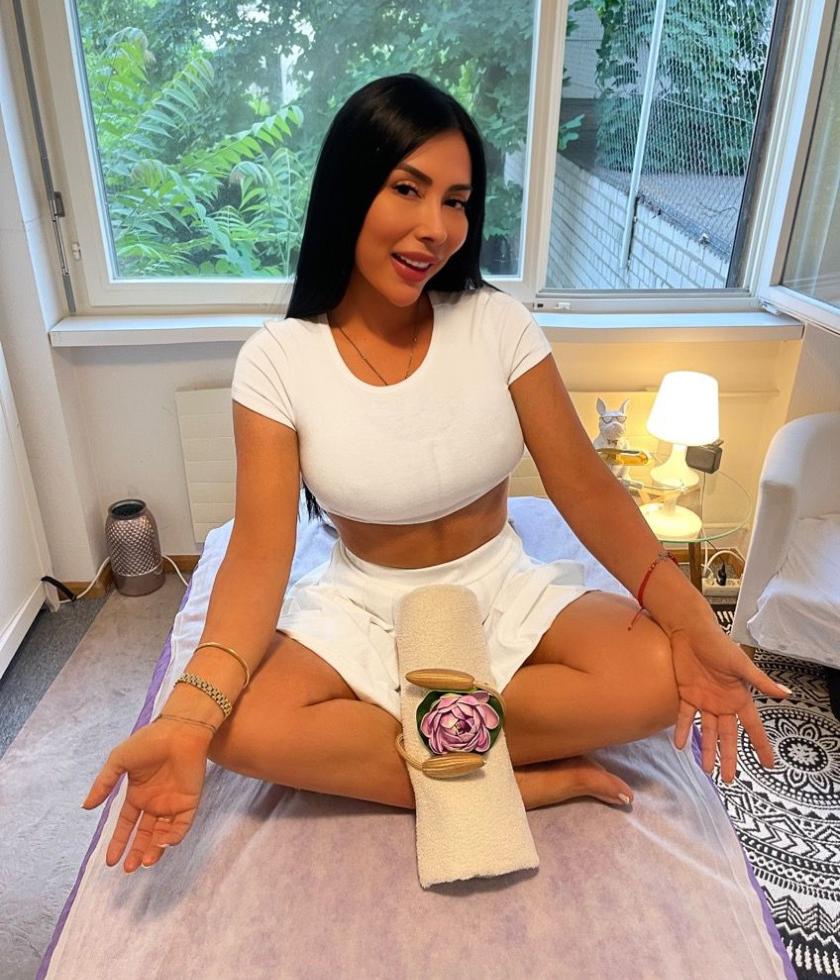Erotische Masseurin Camila In Basel Naehe Sbb - foto 2