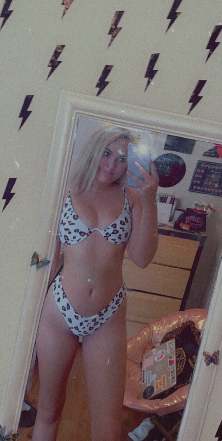 Megan - foto 1