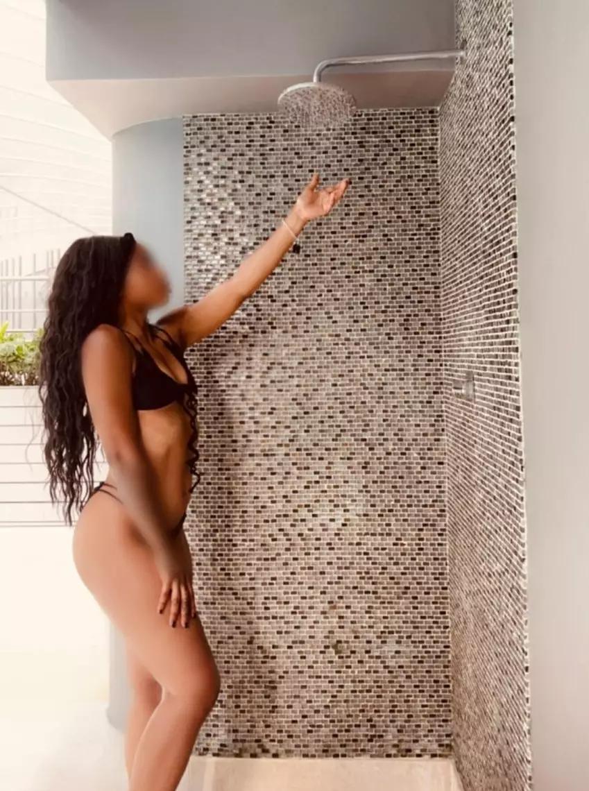 Alexsia Young Sweet Sensual - photo 1