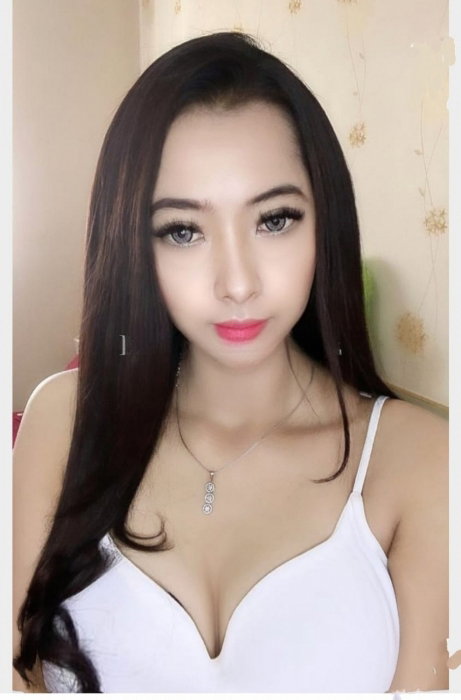 Arnia Putri - photo 1