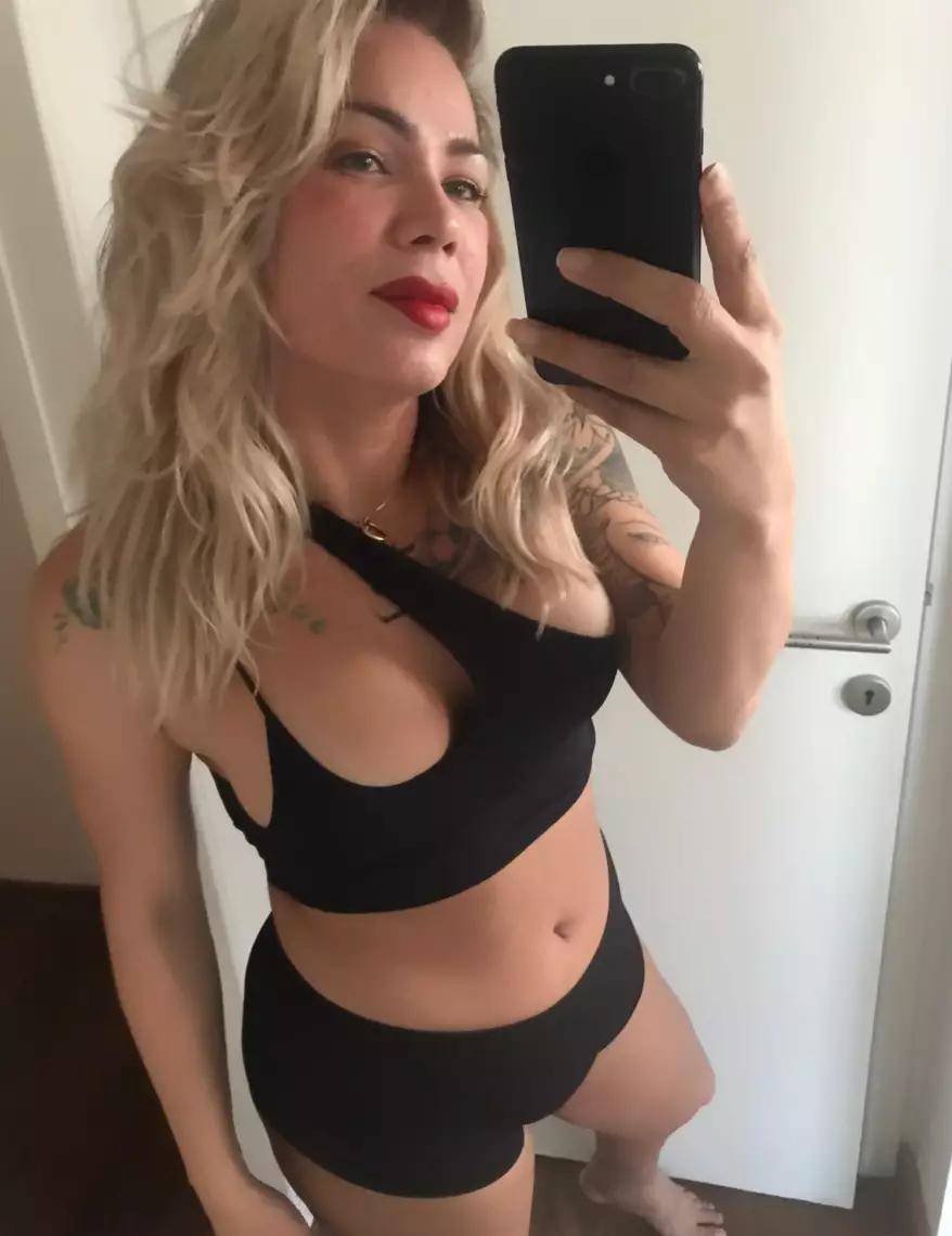 Dame Met Penis - foto 15