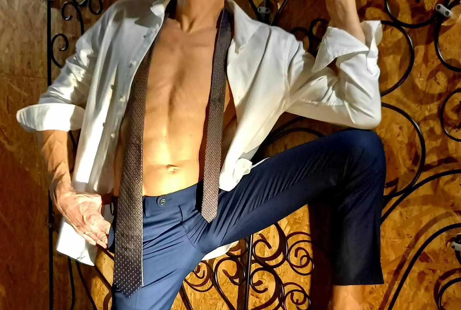 Gigolo Escort Ian May Voor Dames En Koppels - photo 1