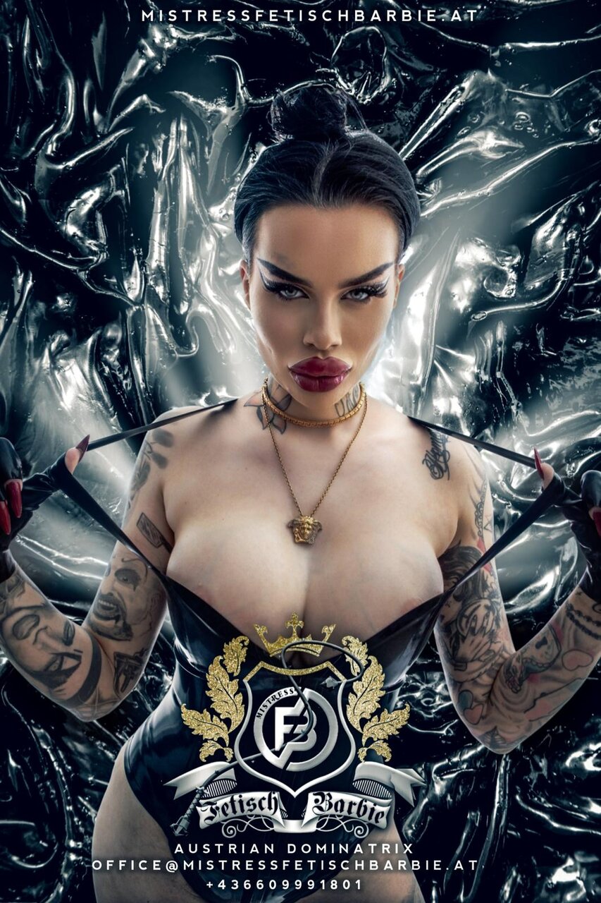 Mistress Fetischbarbie - foto 1