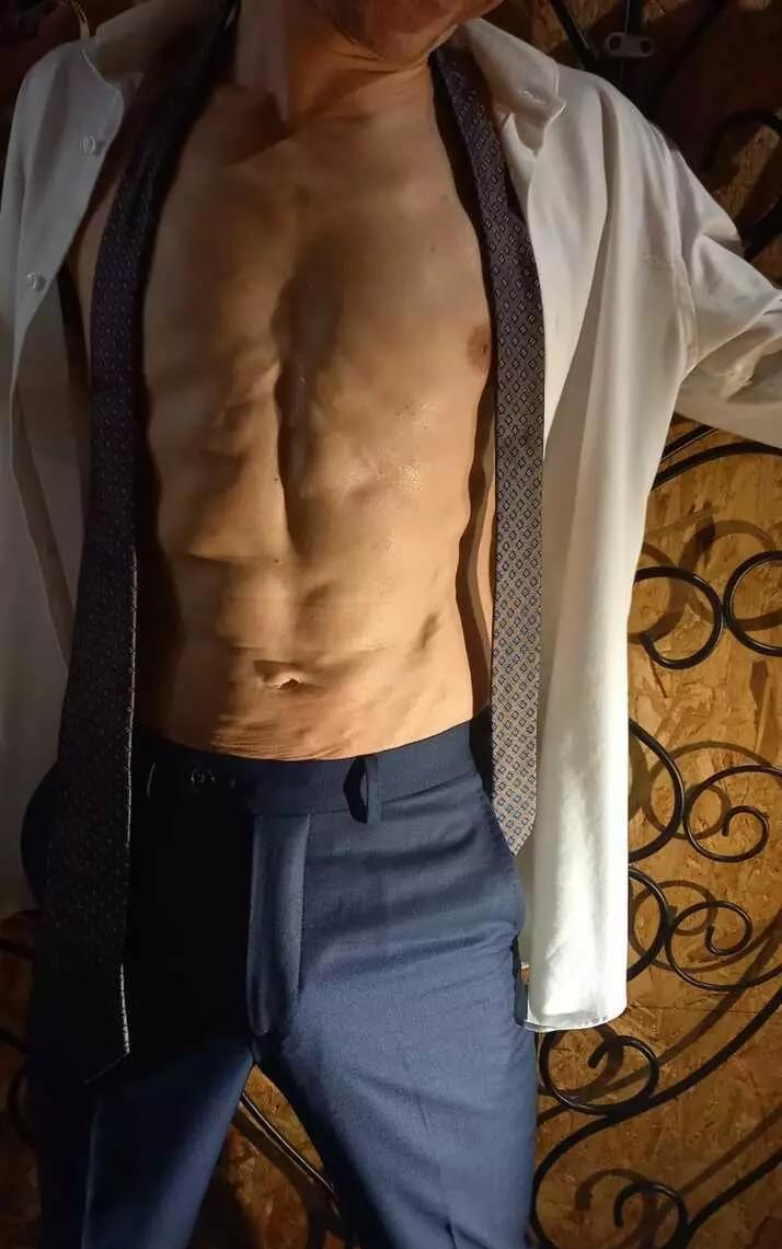 Gigolo Escort Ian May Voor Dames En Koppels - photo 2