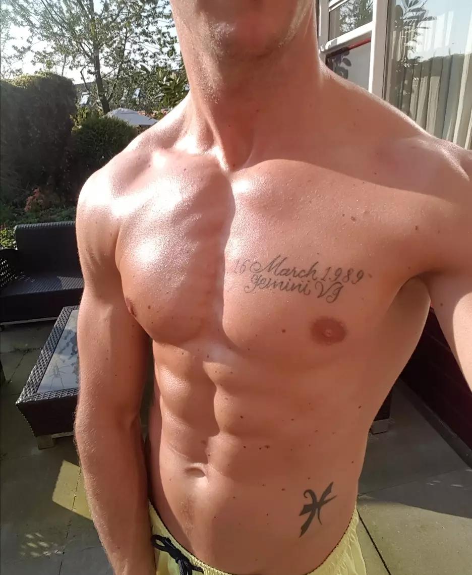 Sexy High Class Male Companion Alleen Vrouwen En Stellen - photo 3