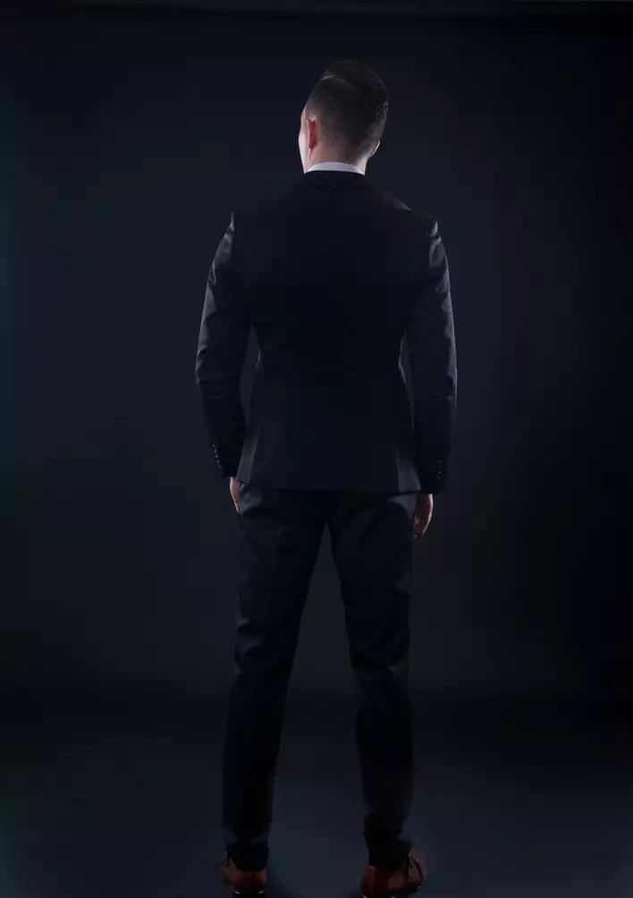 Sexy High Class Male Companion Alleen Vrouwen En Stellen - photo 9