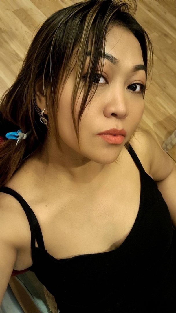 Sexy Thai Frau Will Dich Erotisch Verwoehnen - photo 8