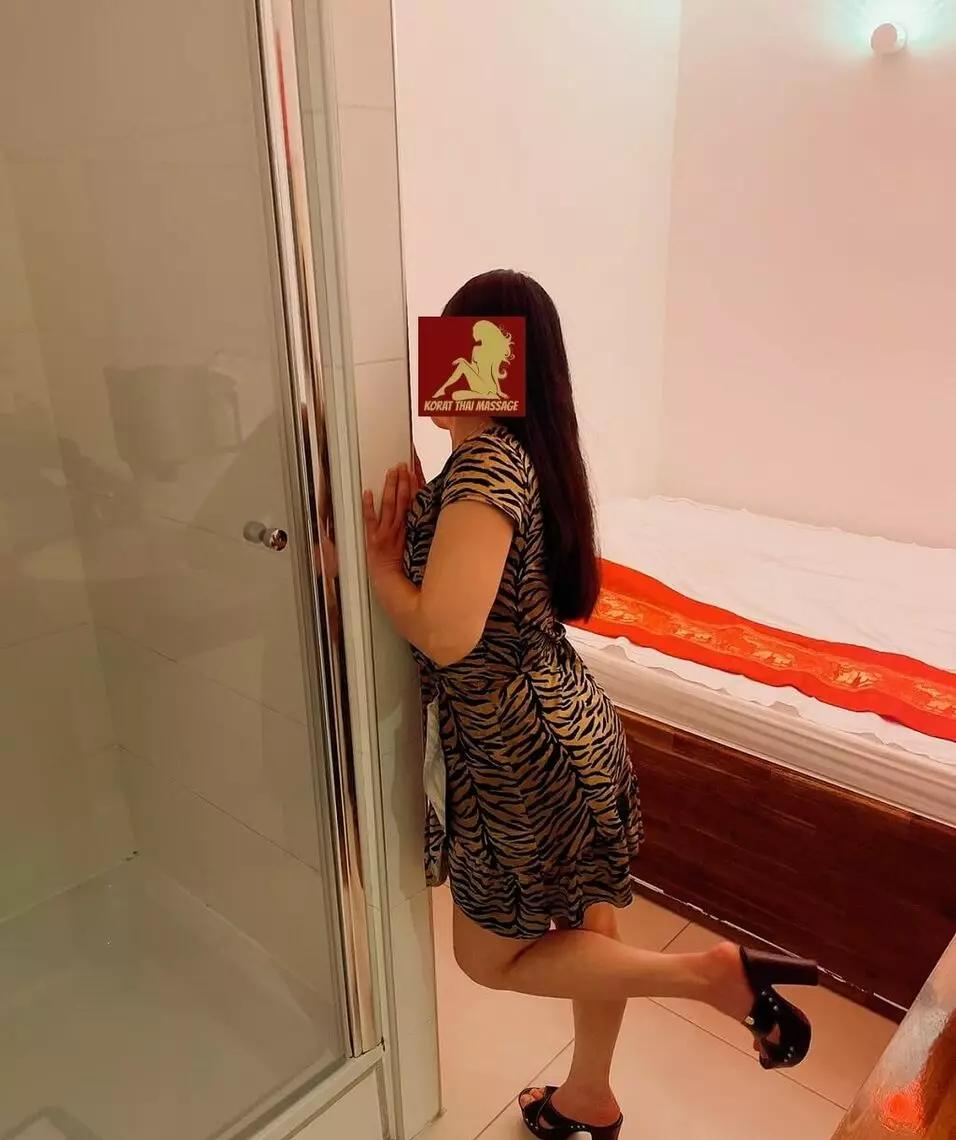 Zin In Een Erotische Thaise Massage Met Happy End - foto 11