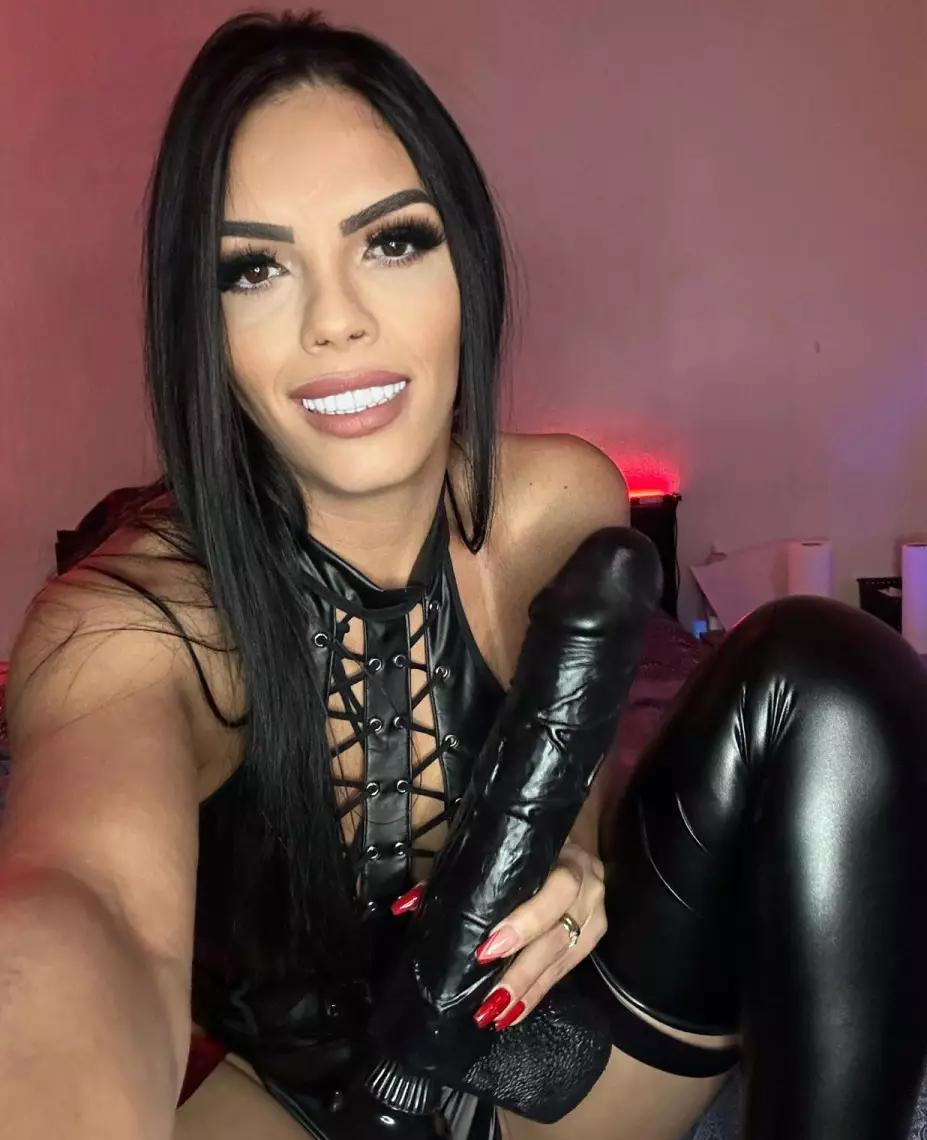 Julie Hot Sexy - foto 12