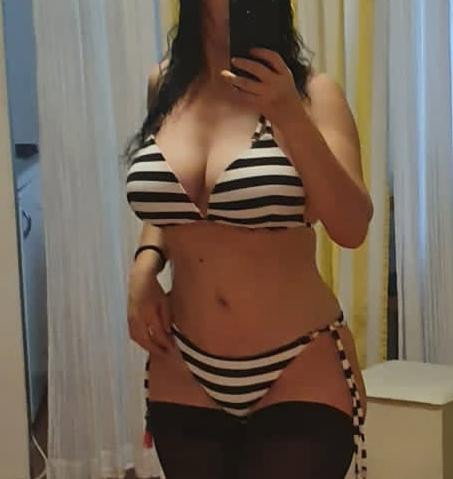 Milf Latina In Derendingen - photo 7