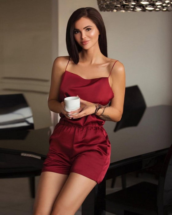 Karolina - photo 1