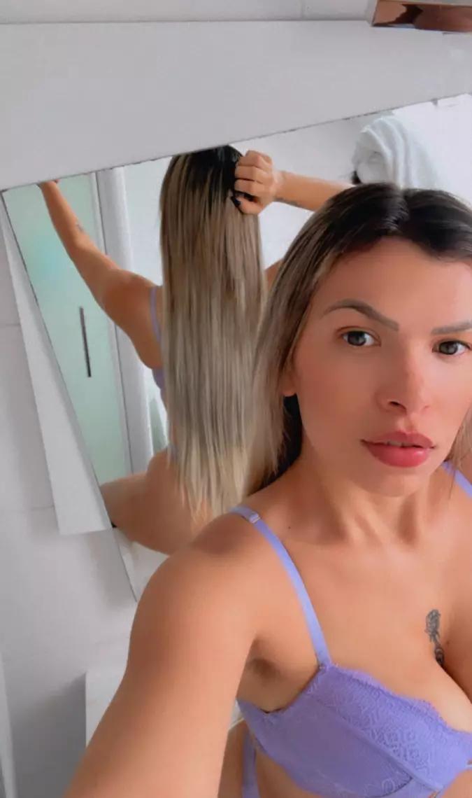 Pamela Hot - foto 28
