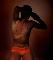 David Erotische Body2body Massage Voor Dames En Koppels - photo 13