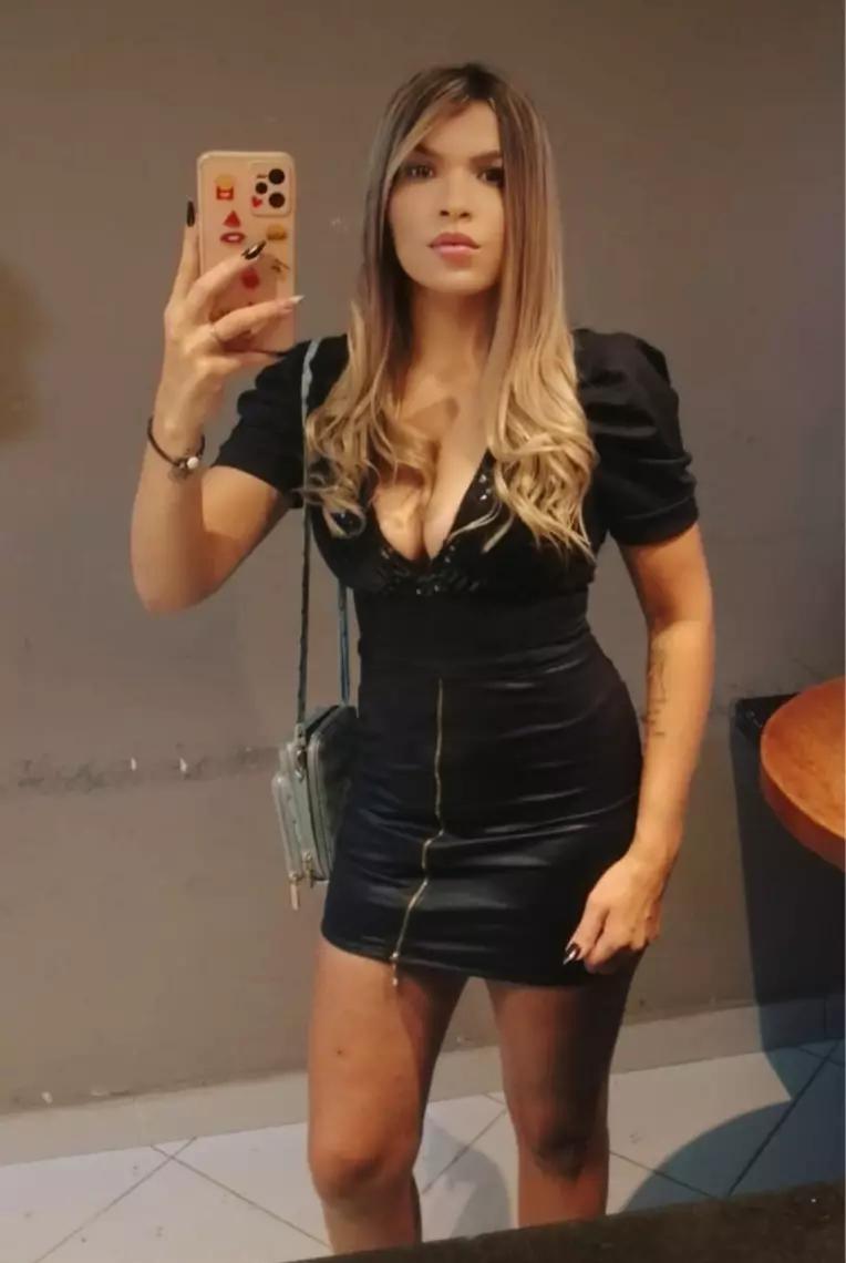 Pamela Hot - foto 43