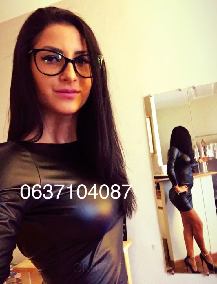 Clara1 - photo 4