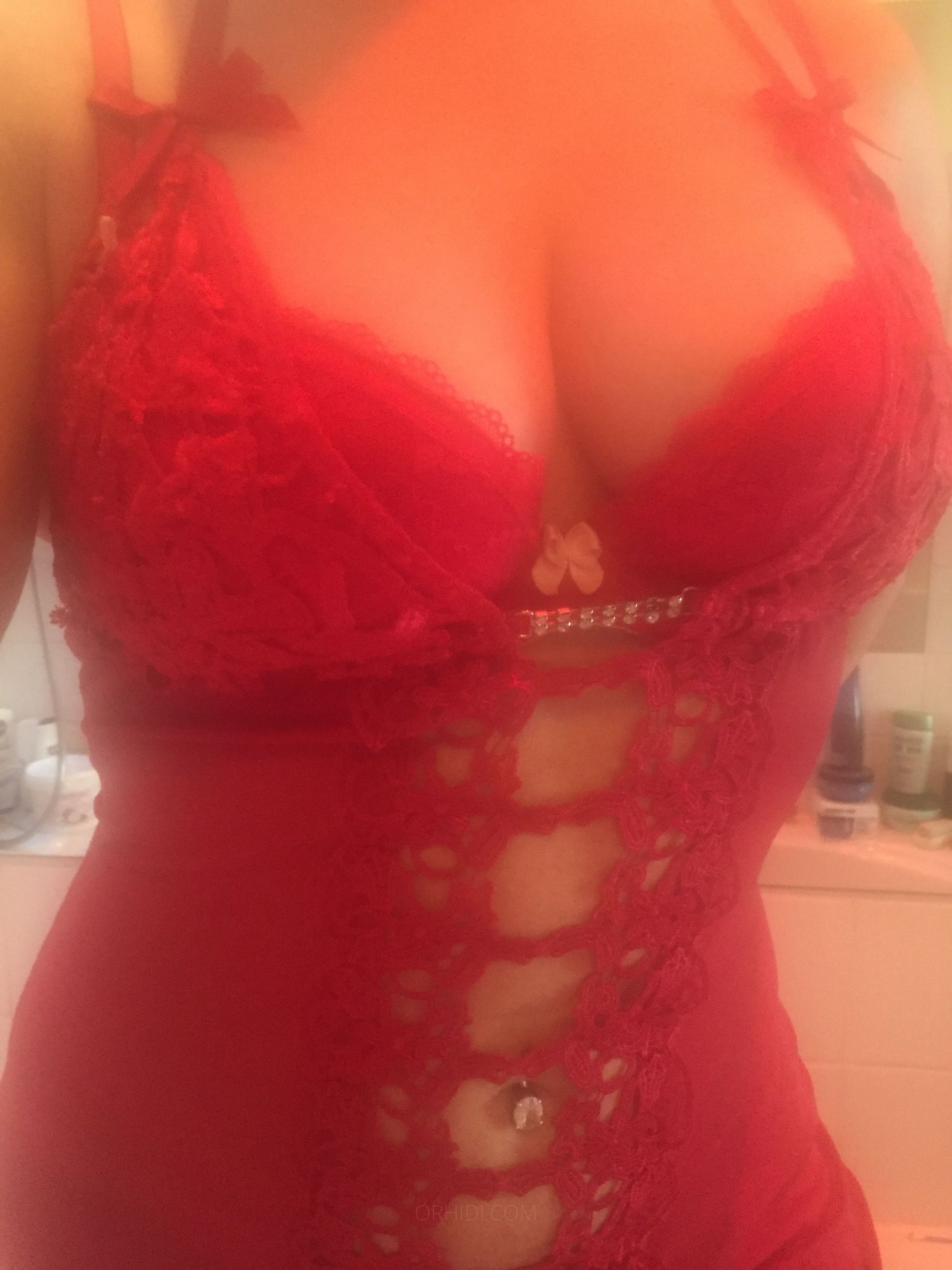 X Miss Elizabeth X - photo 29