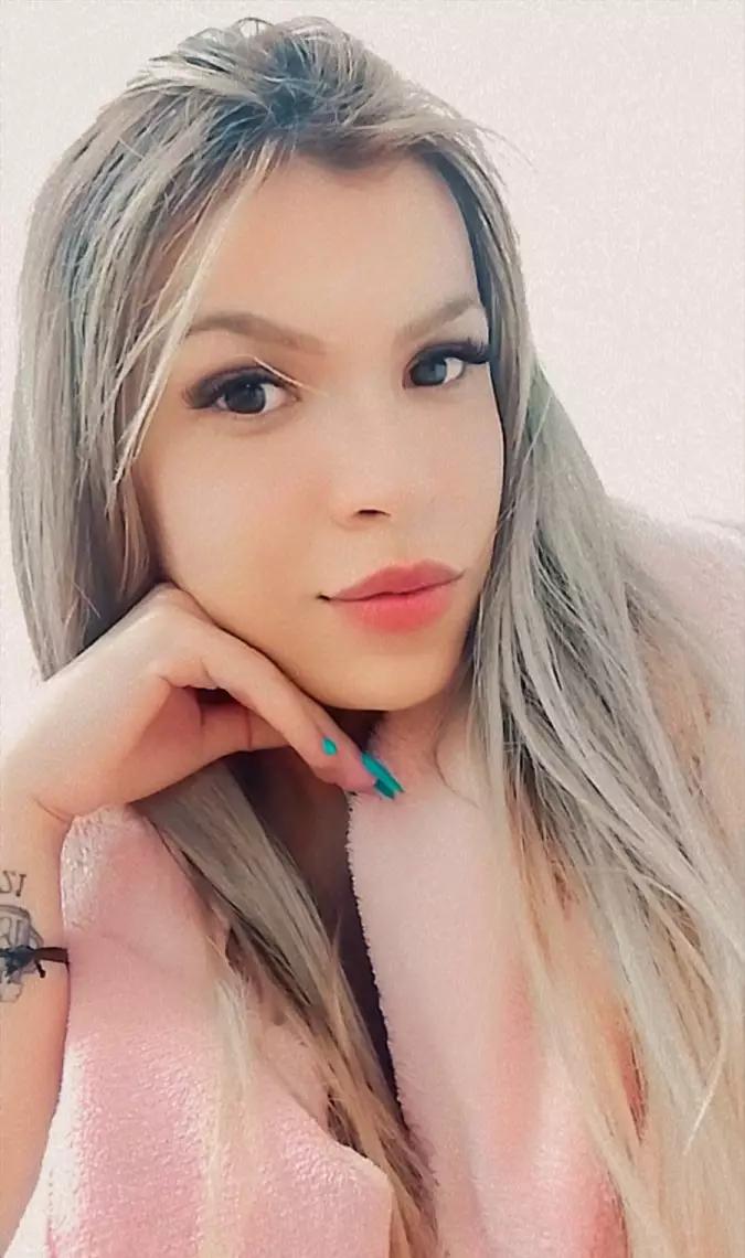 Pamela Hot - foto 17