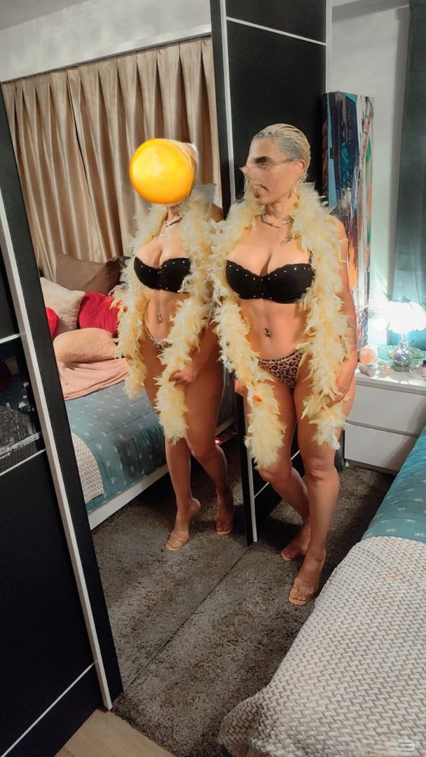 Nymphomanin Lucy Sehr Heisse Lateinamerikanische Bruenette - foto 8