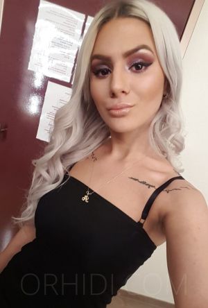 Julia - foto 1