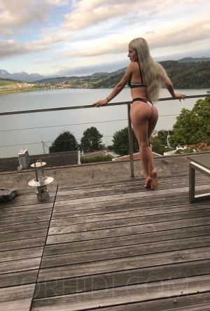 Julia - foto 2