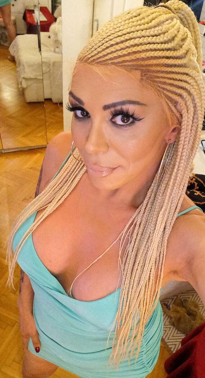 Sabrina Anderson - foto 4