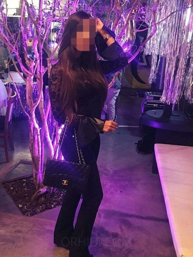 Hot Sabrina X - foto 3