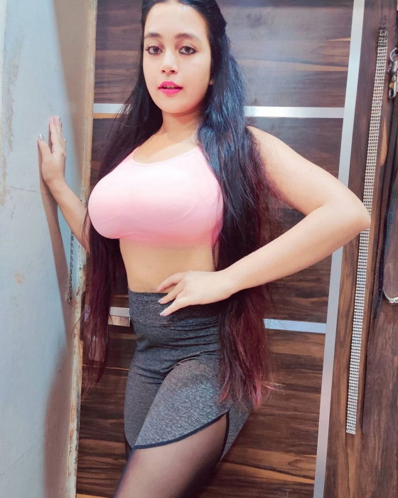 Kamya Singh - foto 4