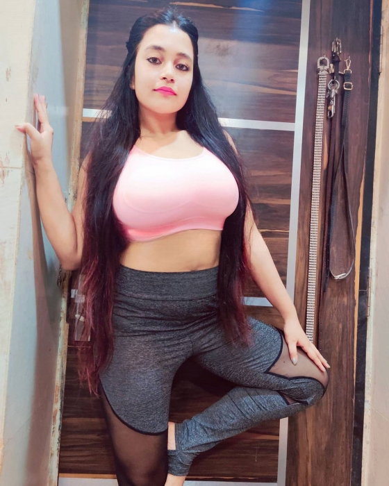 Kamya Singh - foto 3