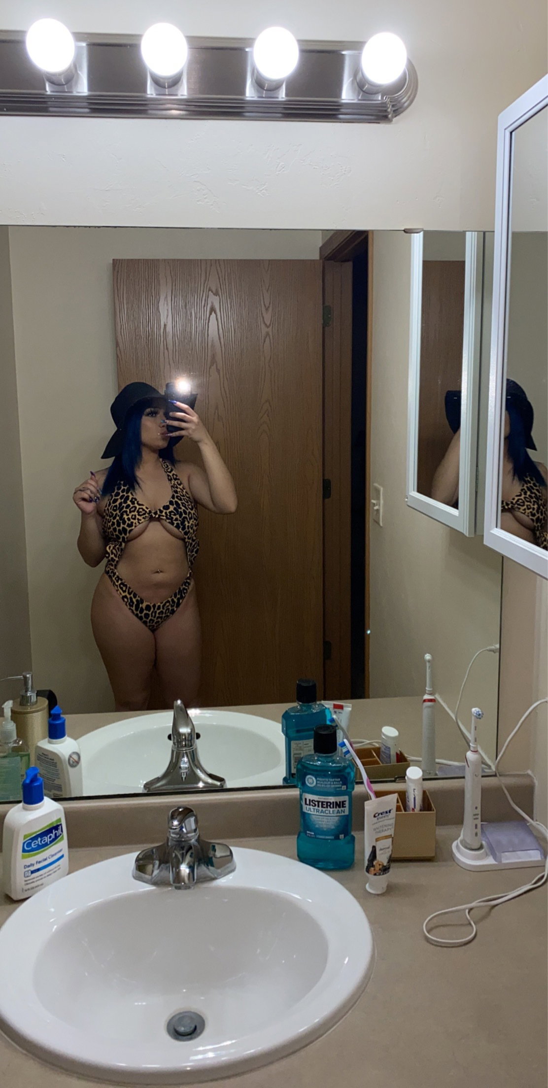 Zafira - foto 2