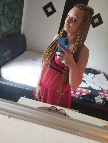 Larissa Ganz Neu - foto 4