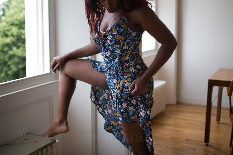 Ember Summers - foto 18