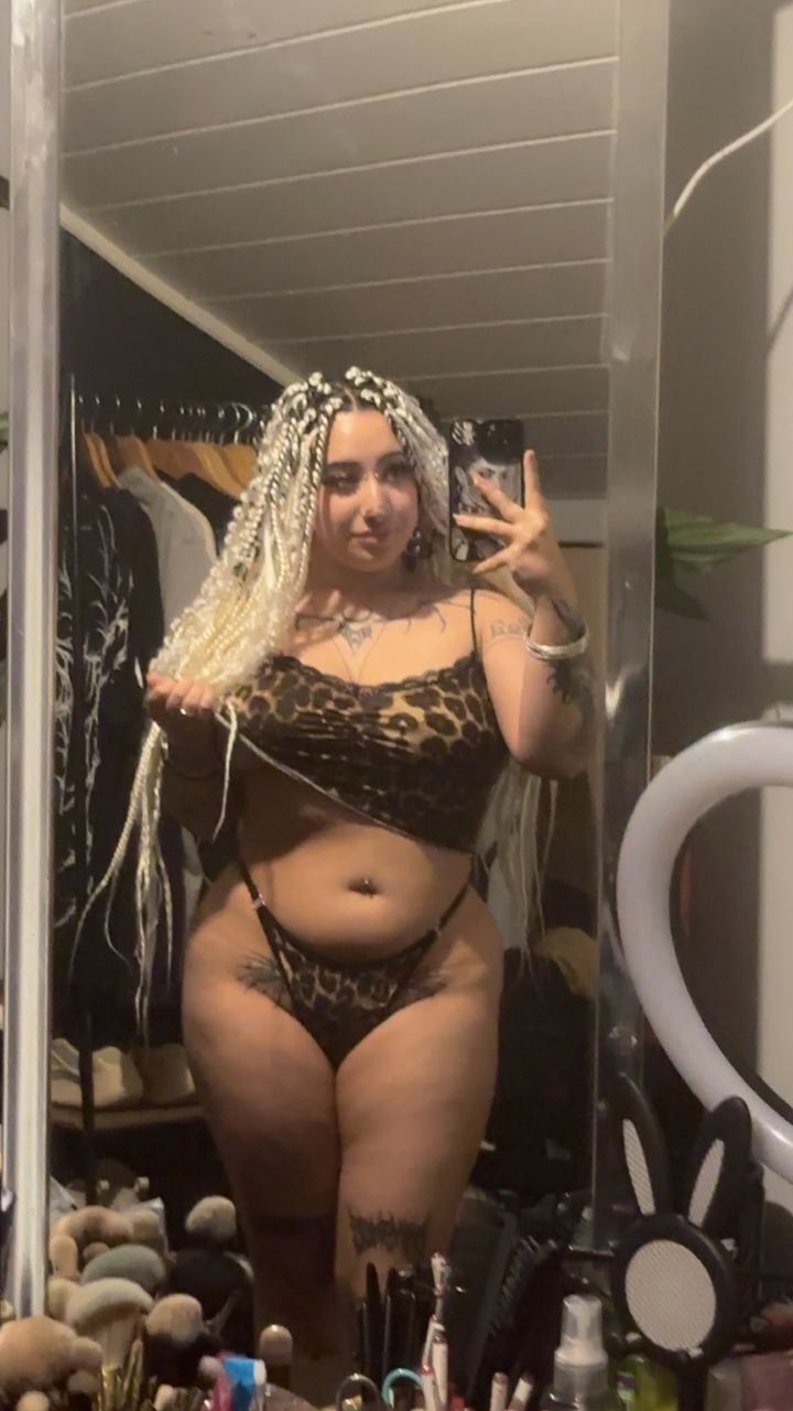 Demon girl - photo 2