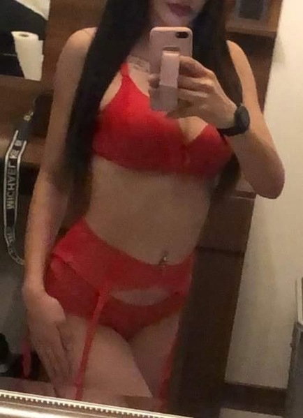 Elizabeth Neu3 - photo 11