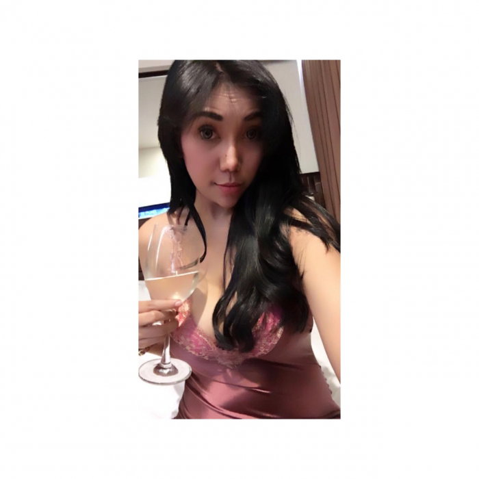 Julia Dewi - foto 3