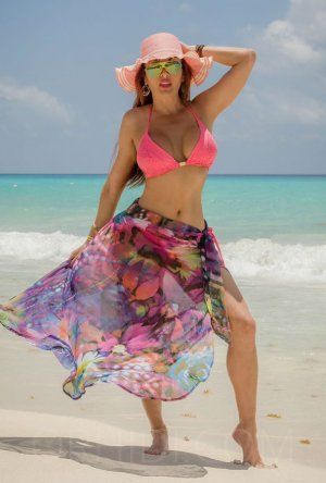 Claudia Sensational Milf - photo 7