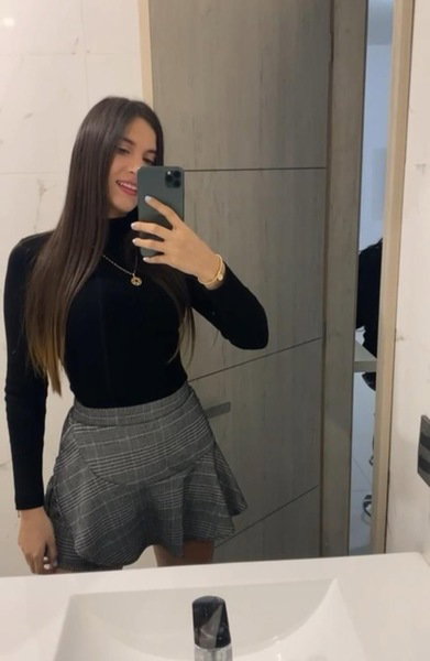 Lucia - photo 1
