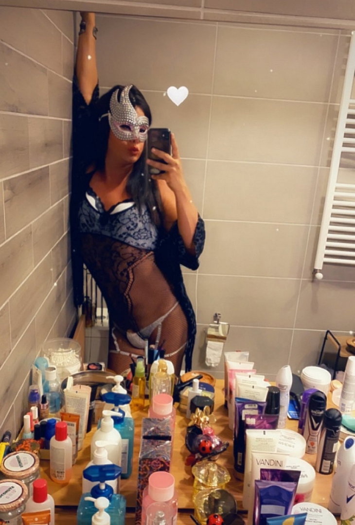 Juli - foto 2