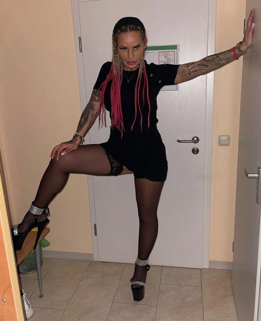 Tinka Sexy Versaut Ist Heu - photo 9