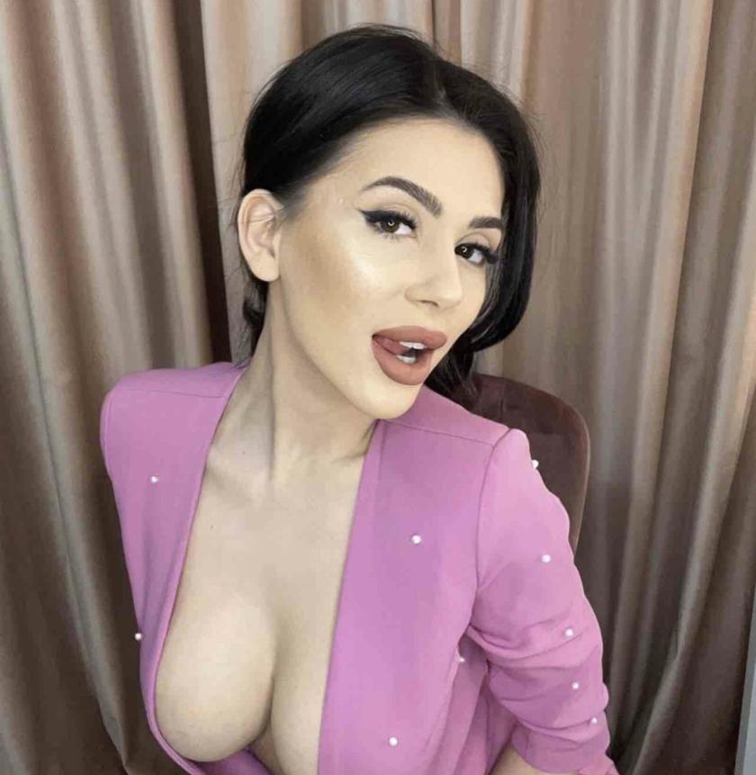 Karina Party Girl Ich Liebe Anal Mundspritzen - foto 1