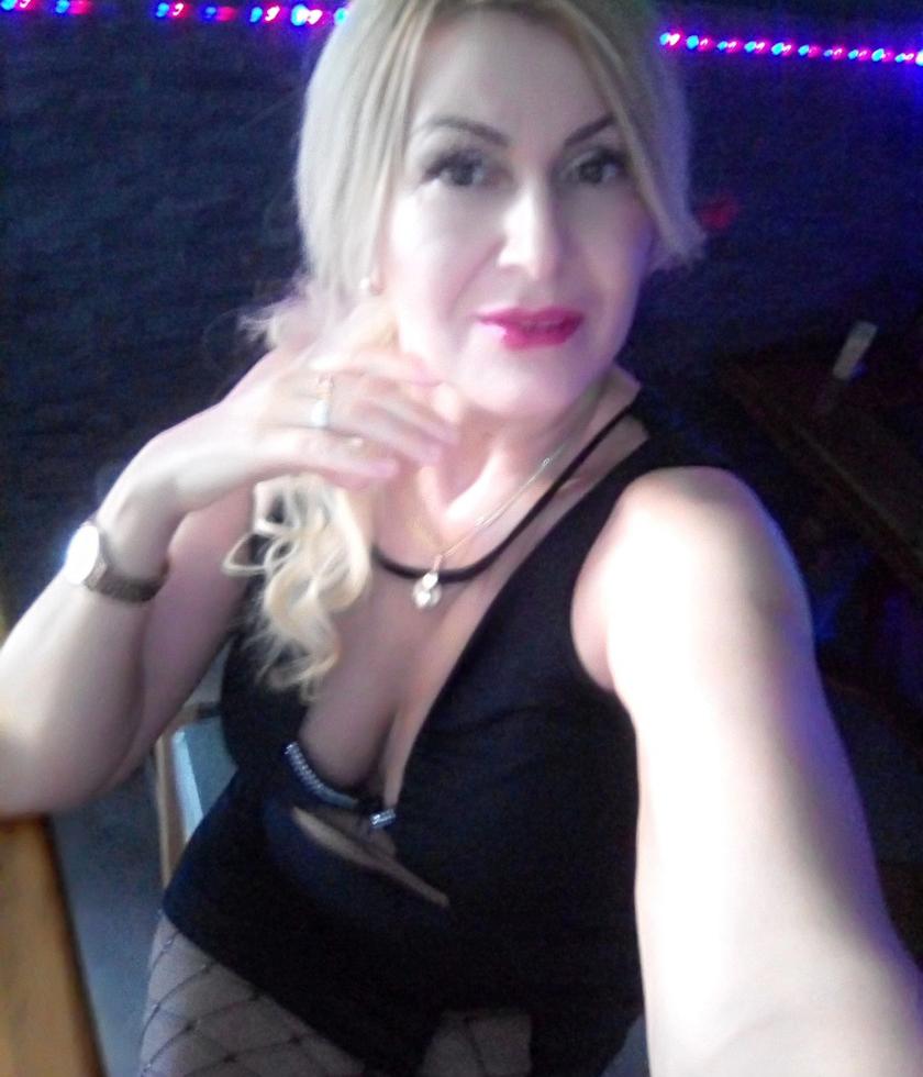 Sz Mihaela Milf - photo 6
