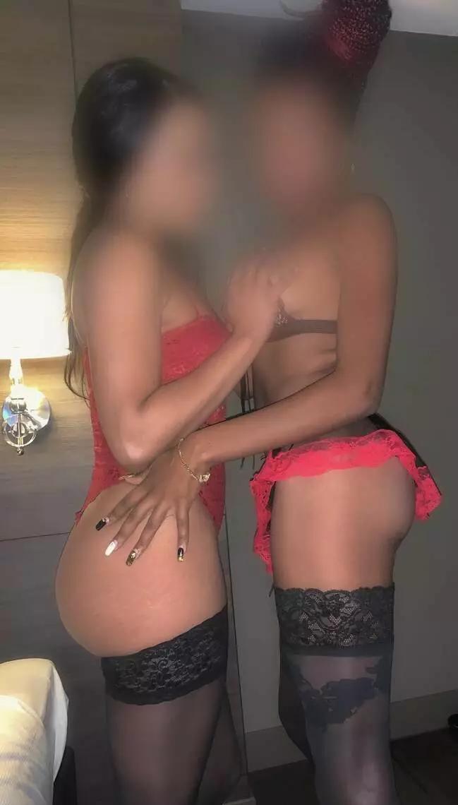 Escorts Dounia - foto 3